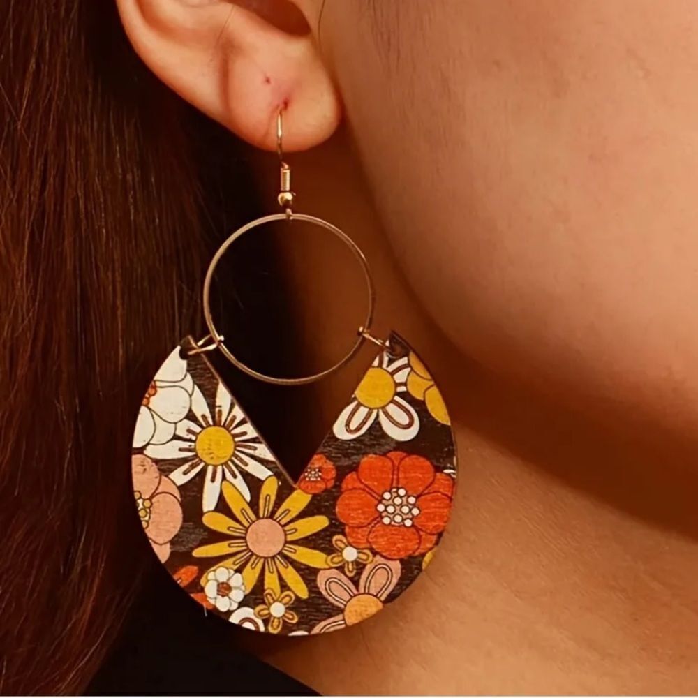 ✨🆕✨ Bohemian Wooden Dangle Earrings ✨only 2 Patterns Remaining ✨